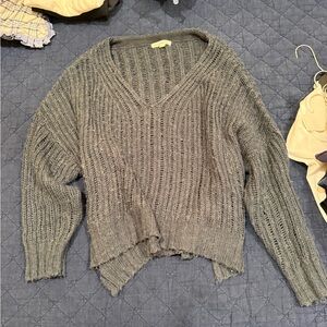 Cozy V-Neck Knit Sweater in Gray